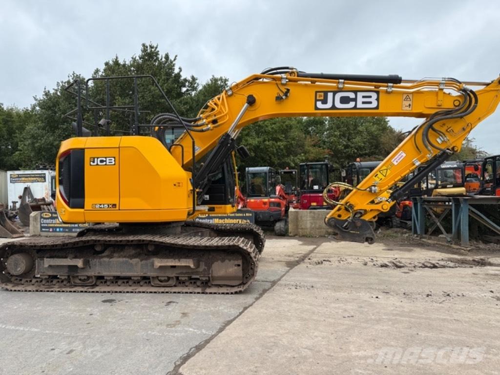 JCB 245 XR حفارات زحافة