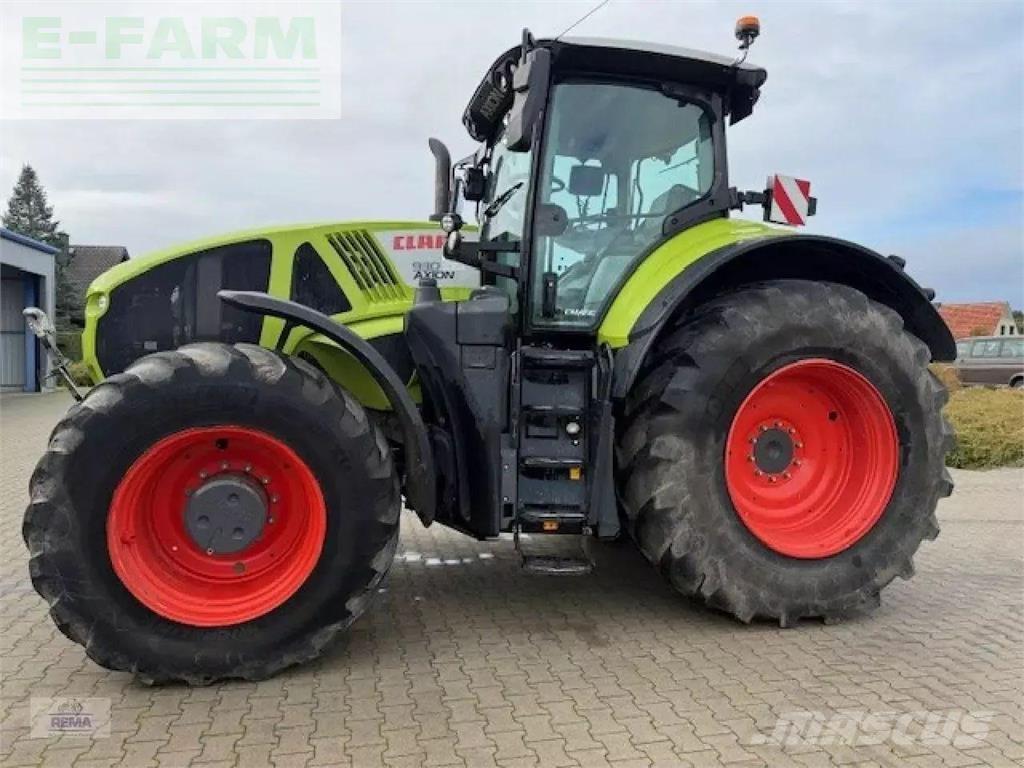CLAAS axion 930 الجرارات