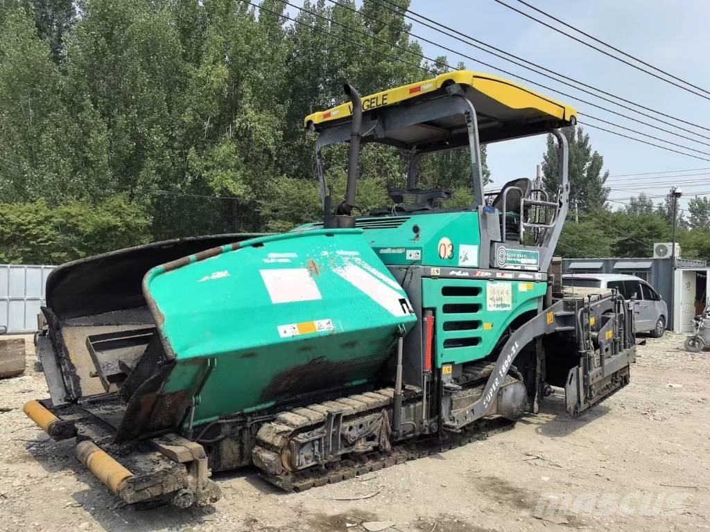 XCMG RP 453 L معدات السفلتة