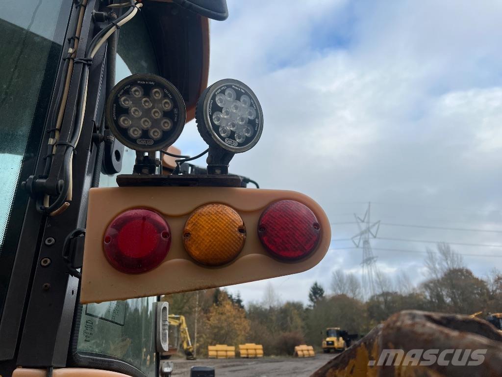 Hydrema 926D لوادر ذات جرافات عكسية