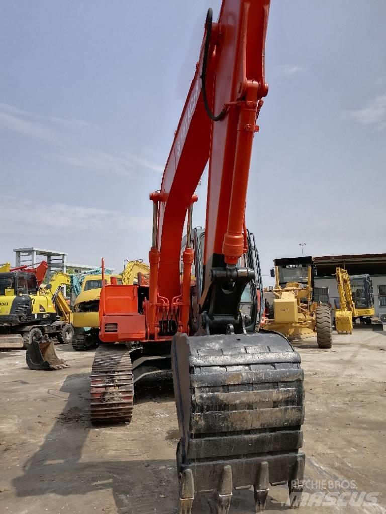 Hitachi EX 120 -3 حفارات زحافة