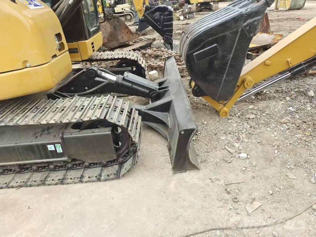 CAT 308 C حفارات زحافة