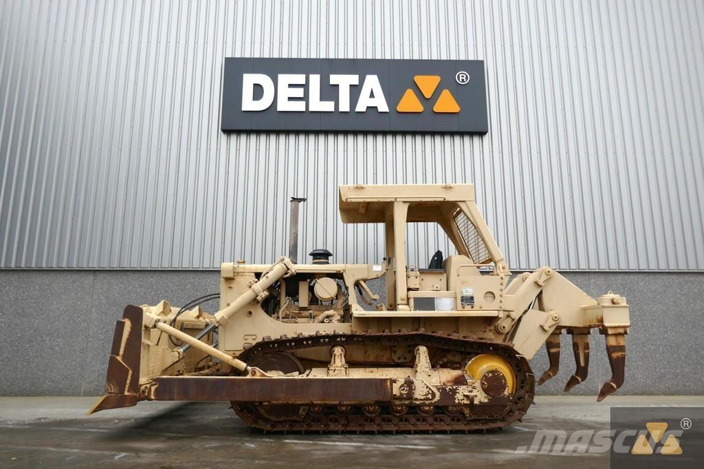 CAT D7G Ex-army بلدوزرات مجنزرة