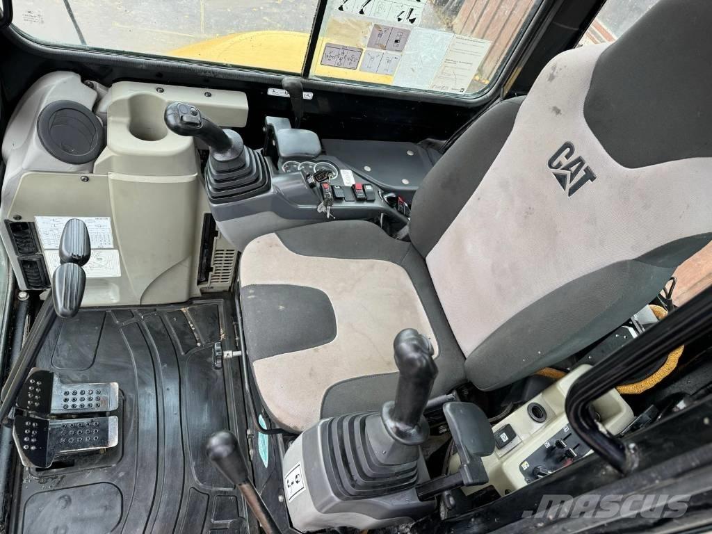 CAT 303.5 D CR حفارات صغيرة أقل من 7 طن (حفارات صغيرة)