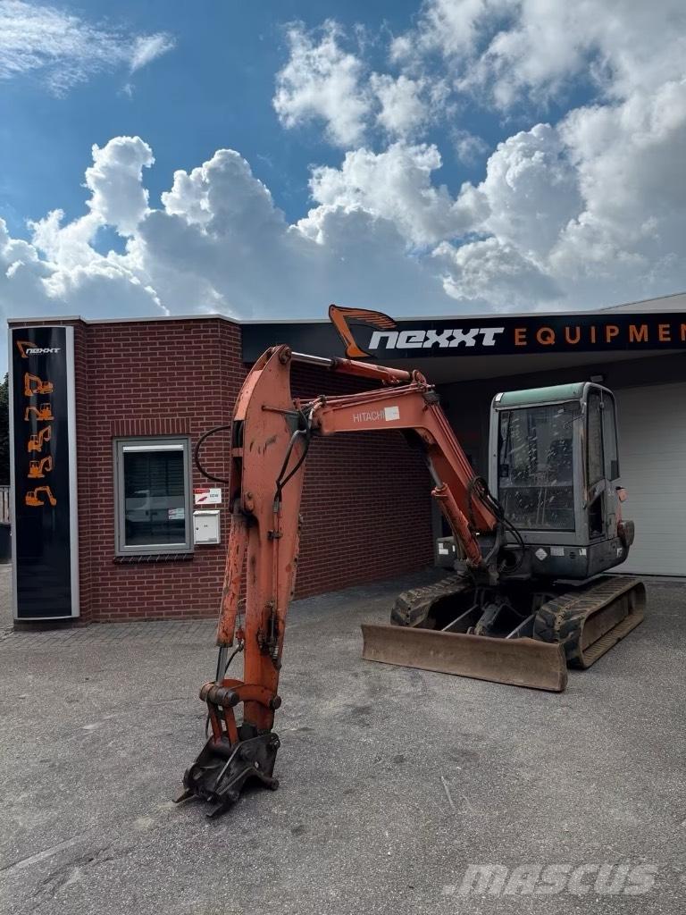 Hitachi ZX 50 حفارات صغيرة أقل من 7 طن (حفارات صغيرة)