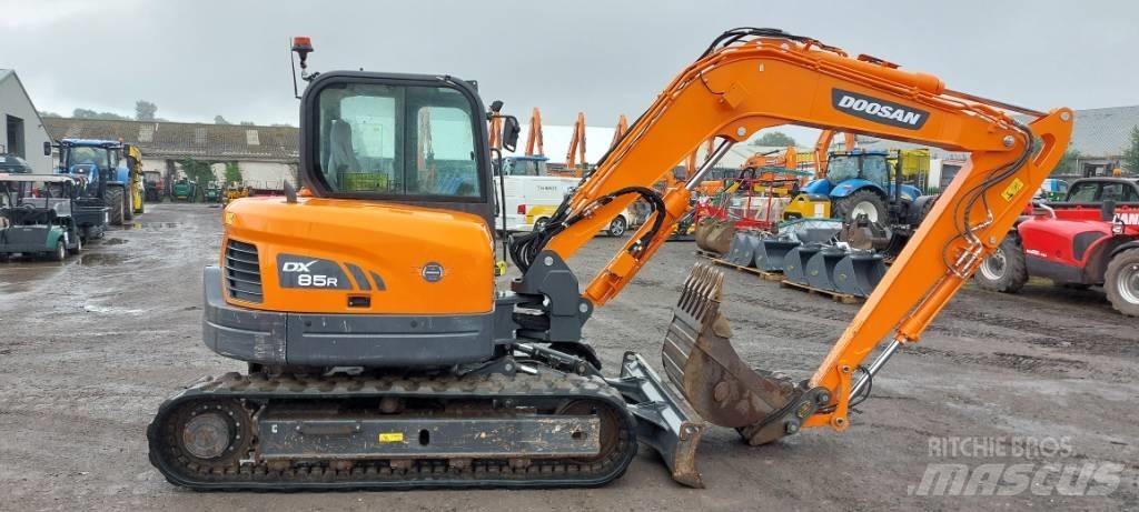 Doosan DX85-3 حفارات صغيرة أقل من 7 طن (حفارات صغيرة)