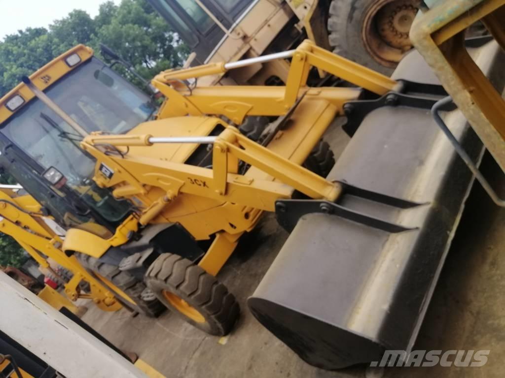 JCB 3 CX لوادر ذات جرافات عكسية
