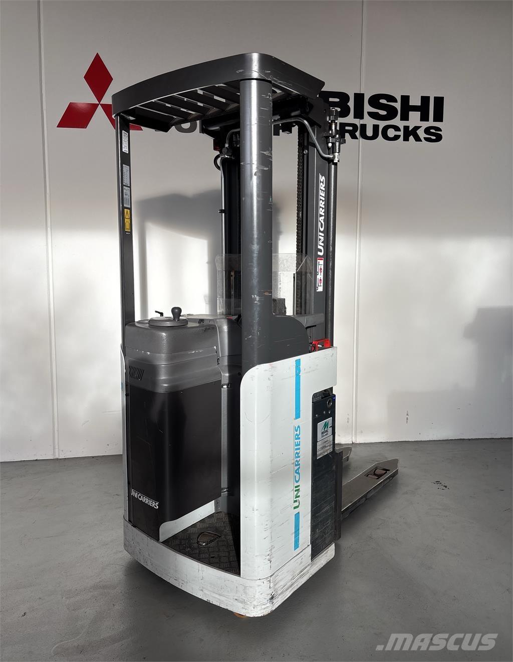 Atlet A160 شاحنات مناولة ذاتية الدفع