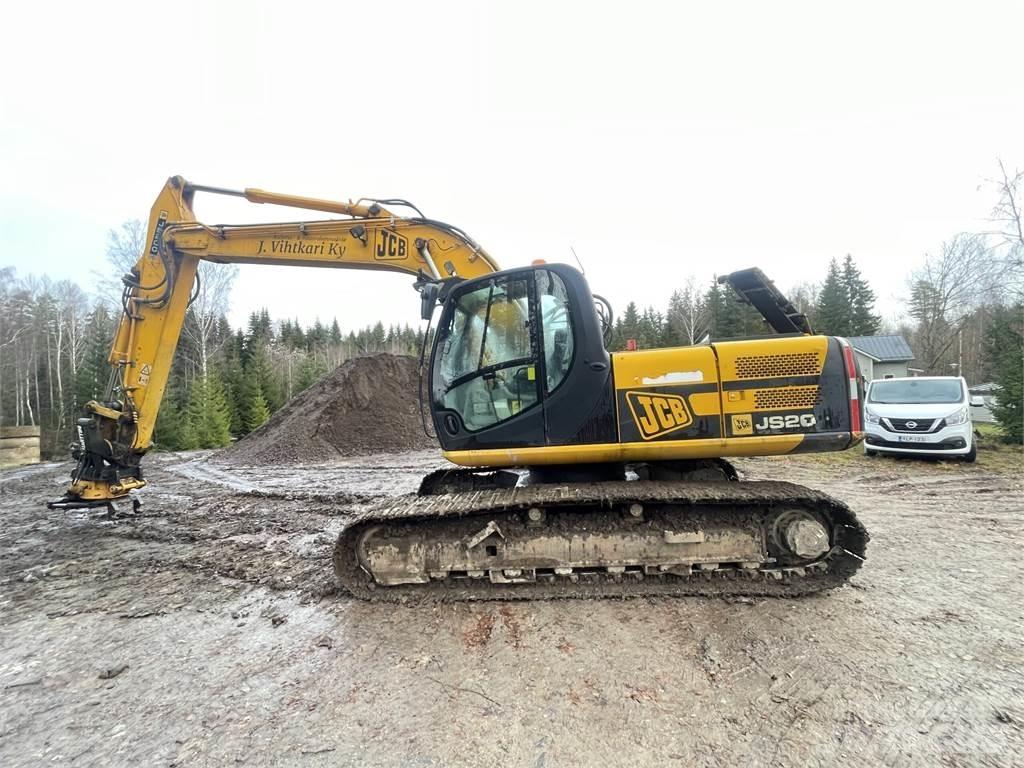 JCB JS 200 LC حفارات زحافة