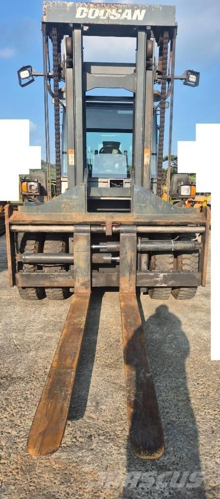 Doosan D 160 S-5 شاحنات الديزل