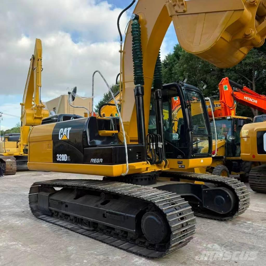 CAT 320D2 حفارات وسط 7 طن - 12 طن