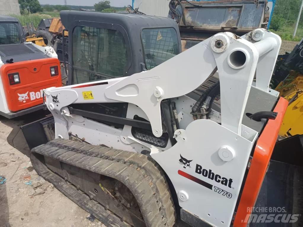 Bobcat T 770 لوادر انزلاقية التوجيه