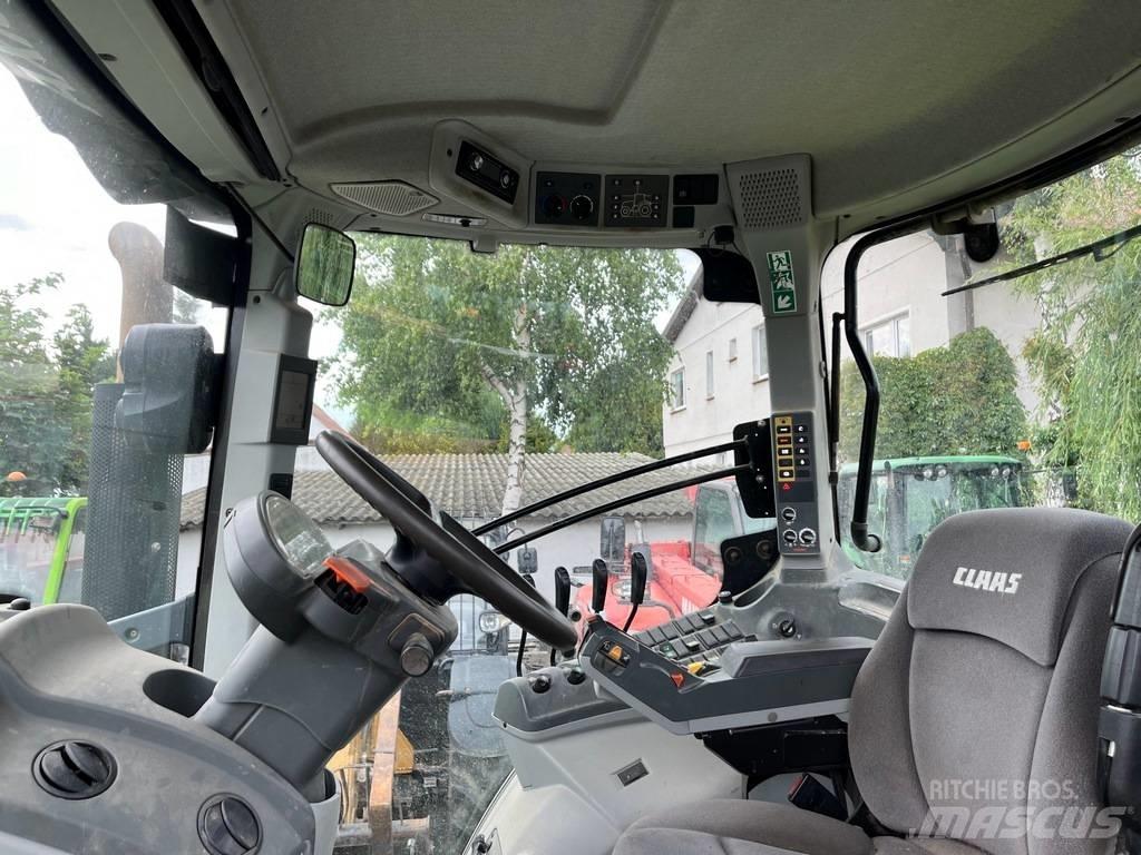 CLAAS AXION 800 CIS الجرارات