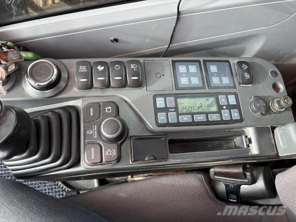 Doosan DX 235 LCR-5 حفارات زحافة