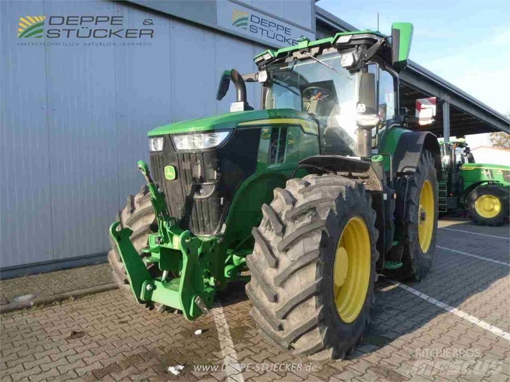 John Deere 7R 290 الجرارات