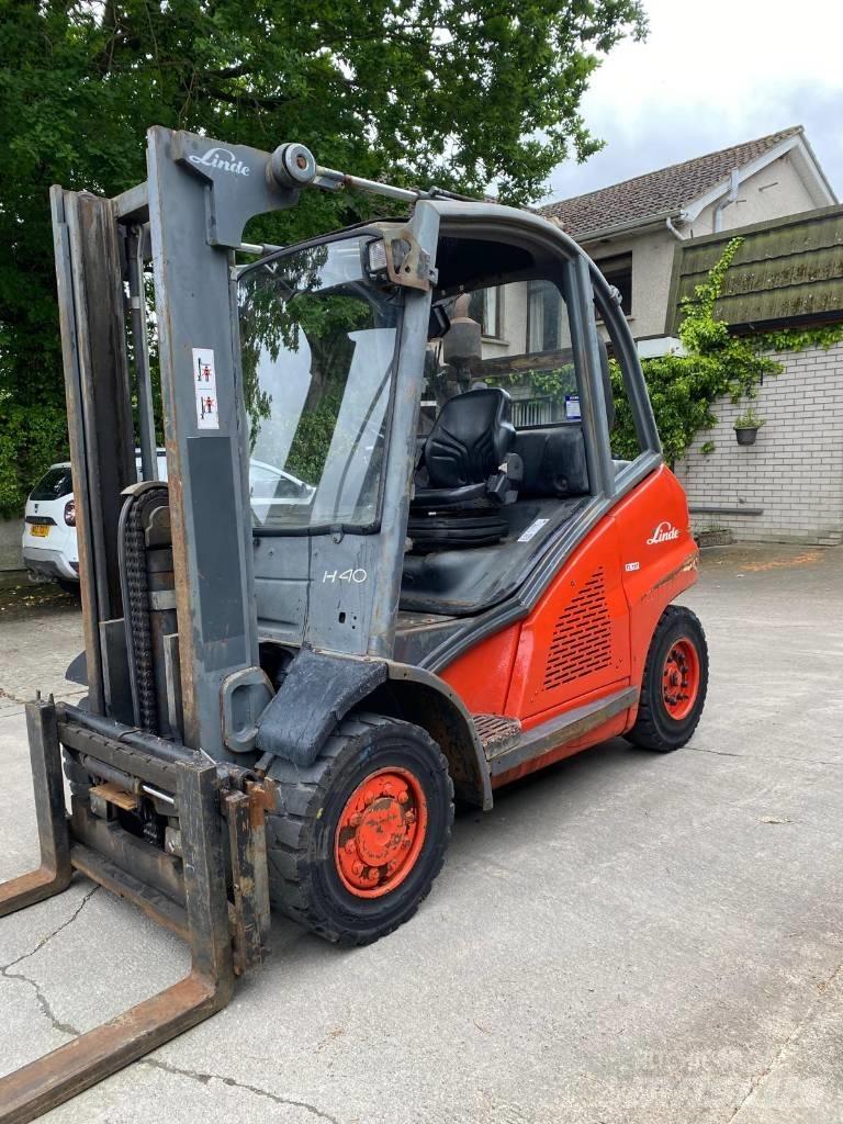 Linde H 40 D شاحنات الديزل