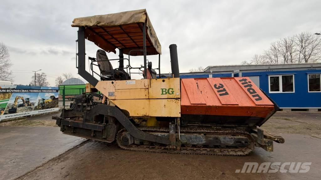 ABG Titan 311 معدات السفلتة