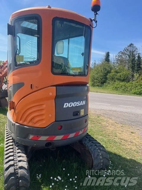 Doosan DX 27 Z حفارات صغيرة أقل من 7 طن (حفارات صغيرة)