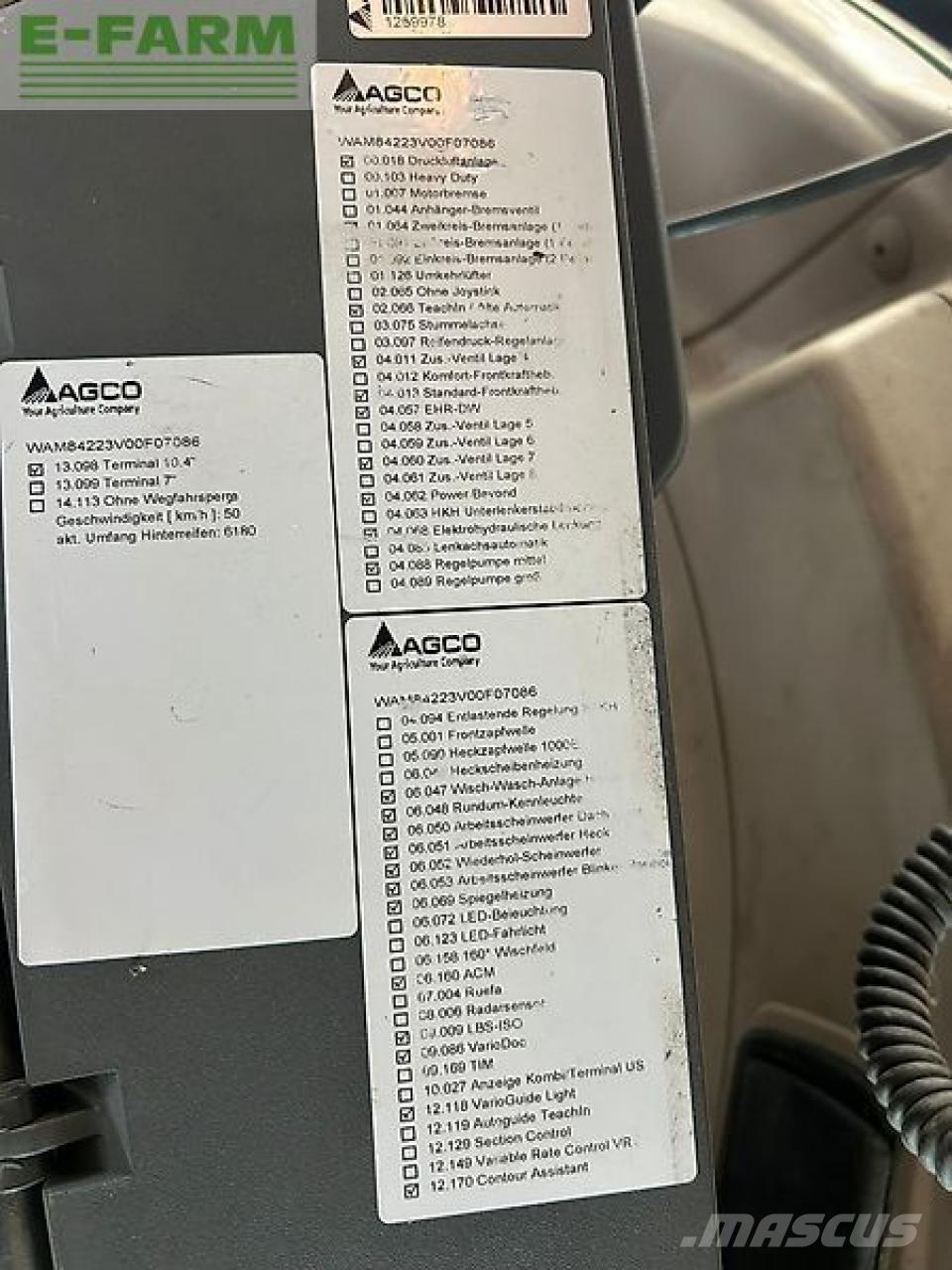 Fendt 828 vario الجرارات