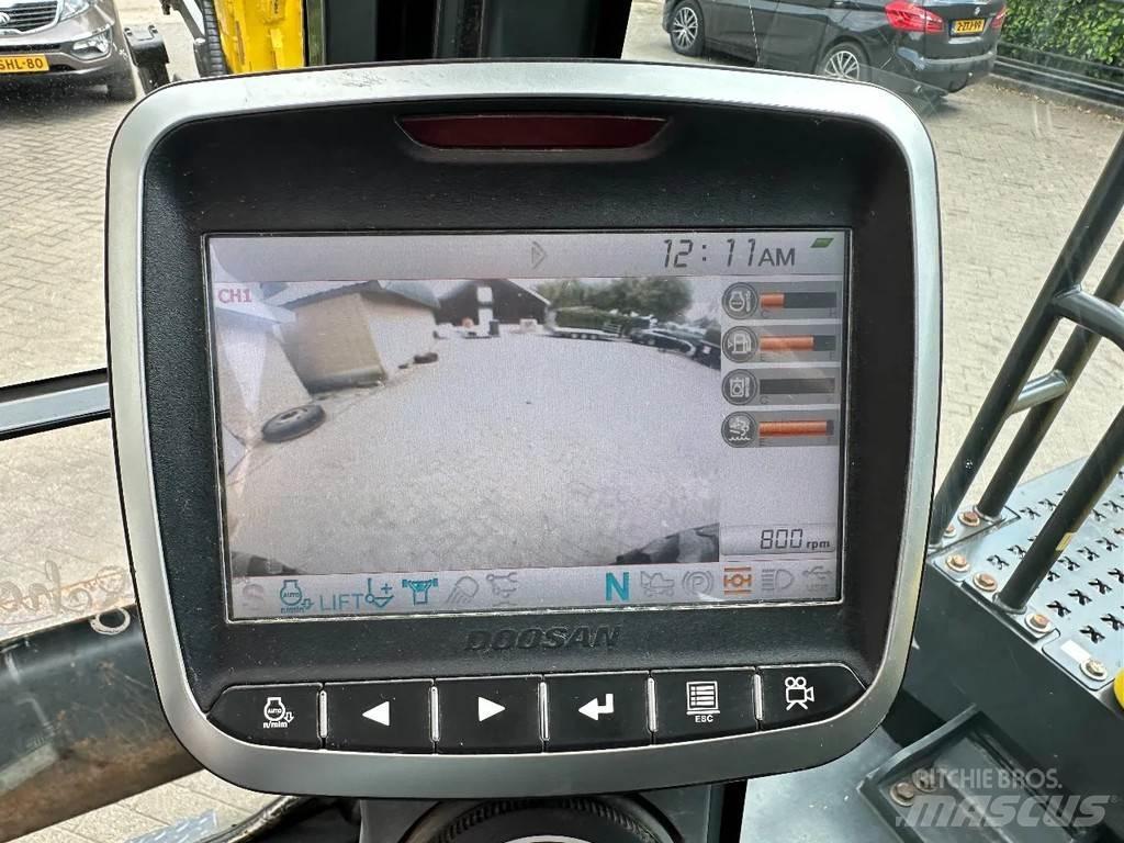 Doosan DX140W-5 حفارات بعجل