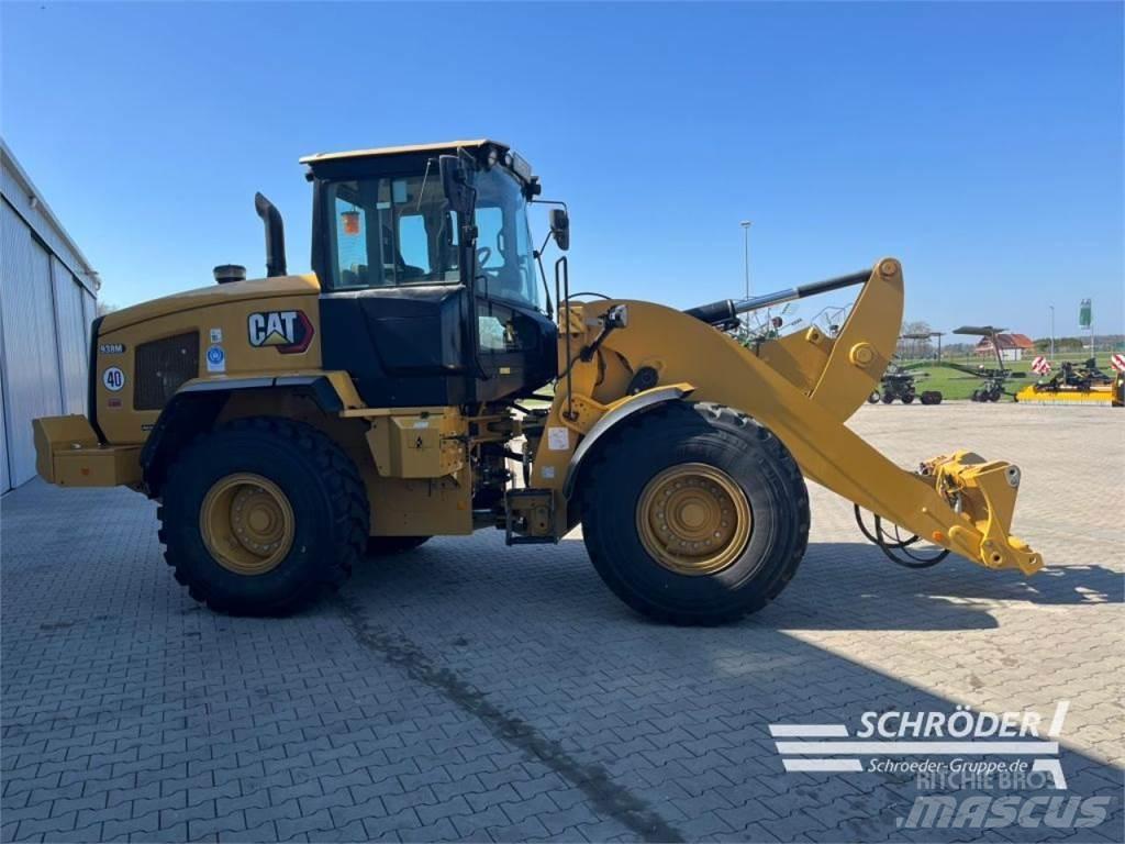CAT 938 HL لوادر بعجل