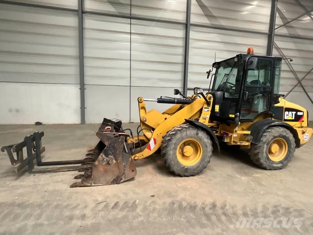 CAT 908 H 2 لوادر بعجل