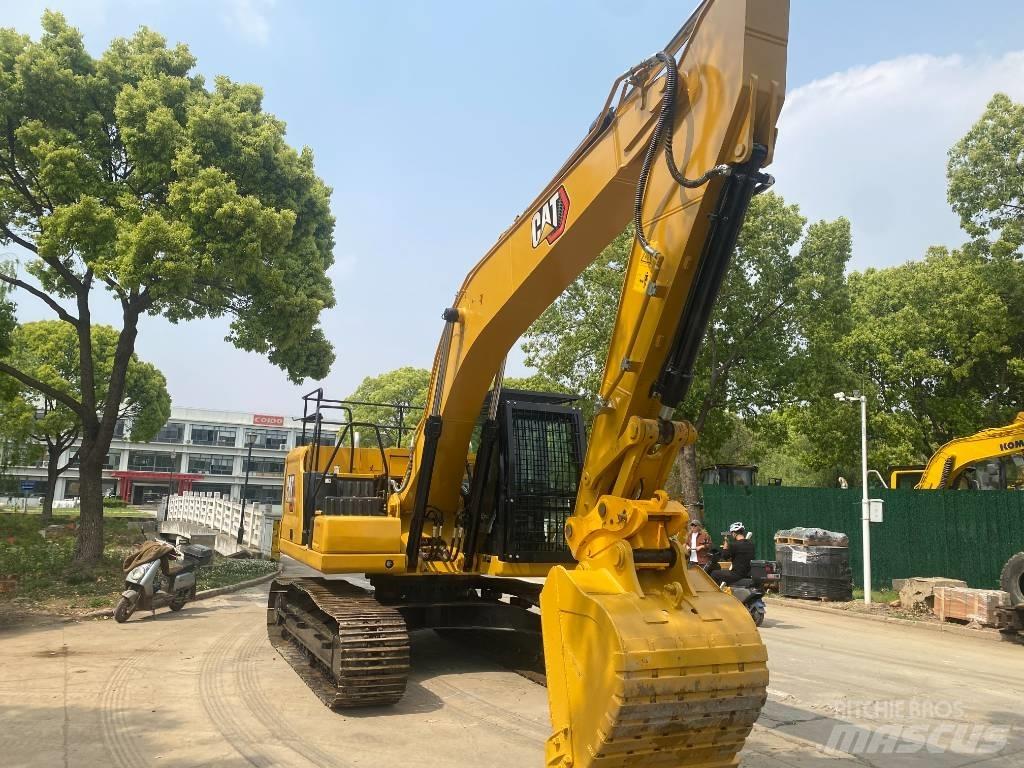 CAT 320 GC حفارات زحافة