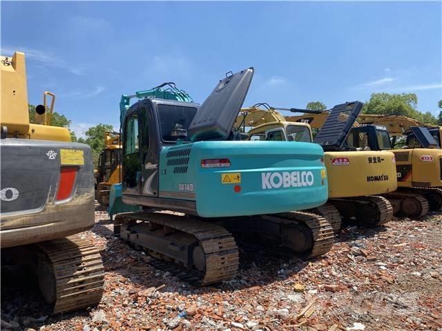 Kobelco SK 140 حفارات زحافة
