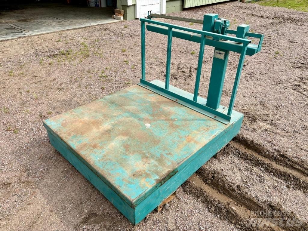 EOS Libramec 750 kg ماكينات زراعية أخرى