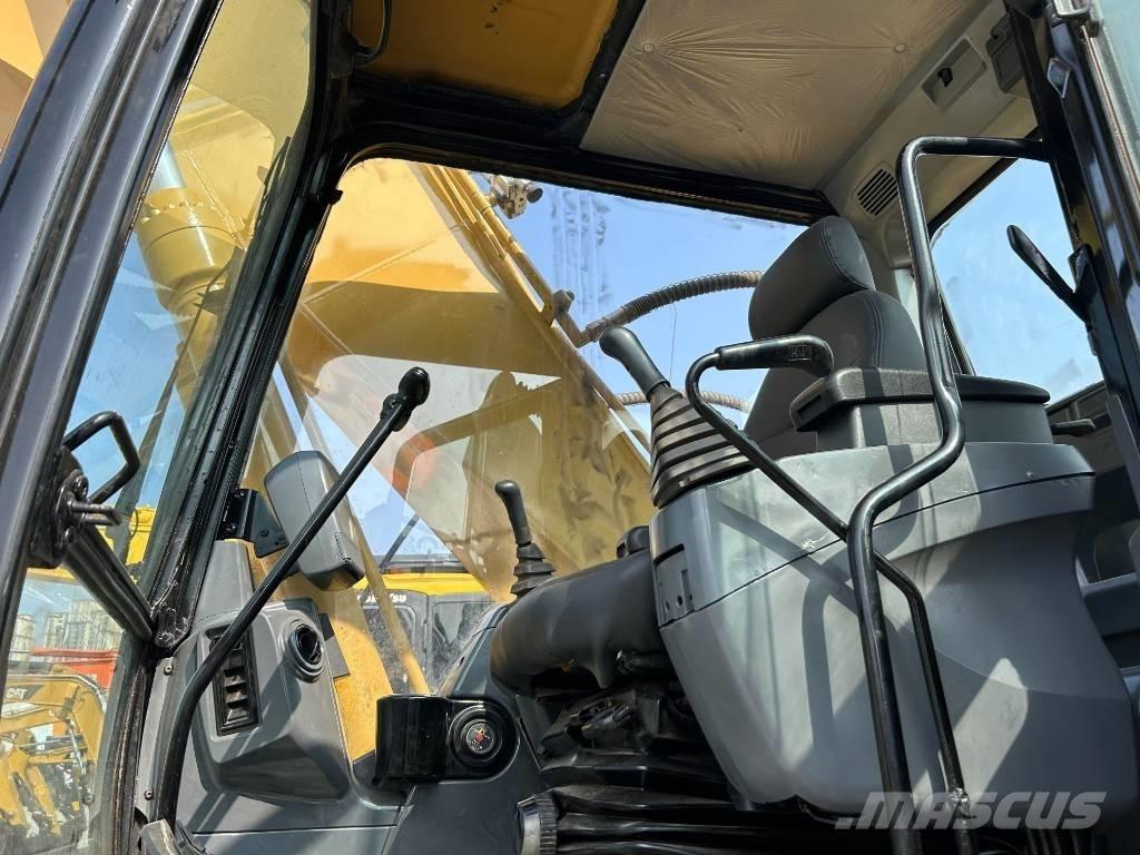 CAT 320 C L حفارات زحافة