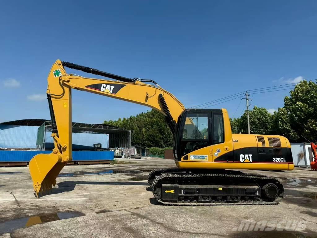 CAT 320 C L حفارات زحافة