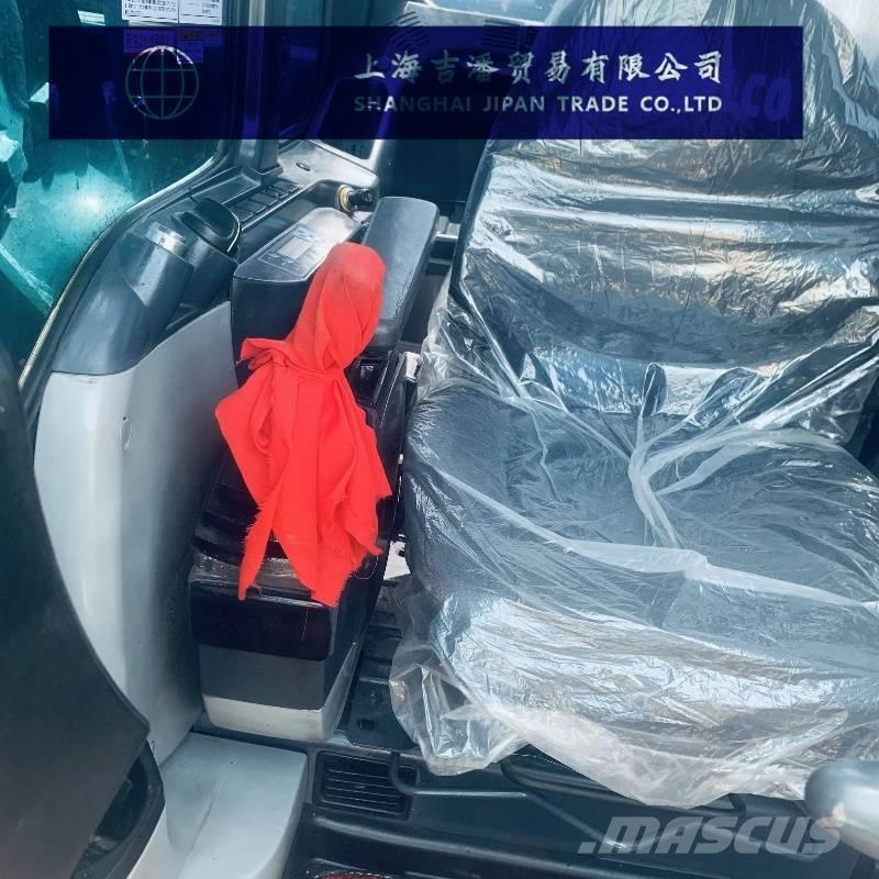 Kobelco SK 200 حفارات زحافة