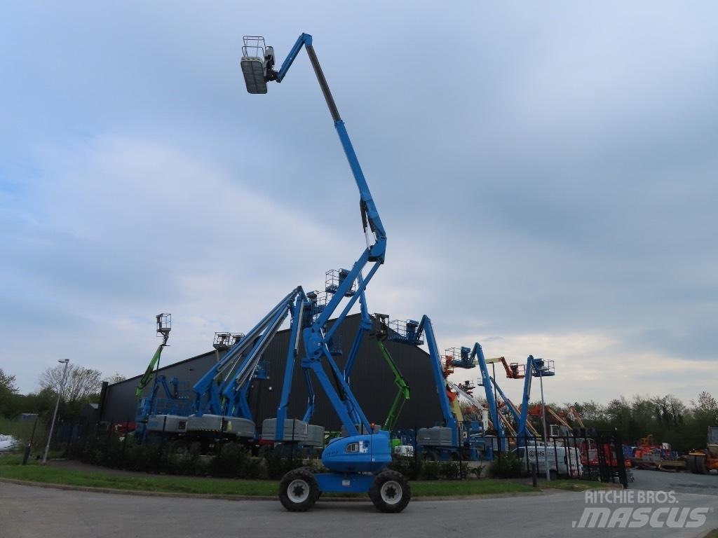 Manitou 200 ATJ رافعات سلة مفصلية