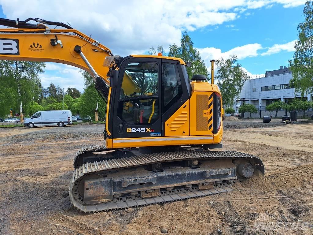 JCB 245 XR LC حفارات زحافة