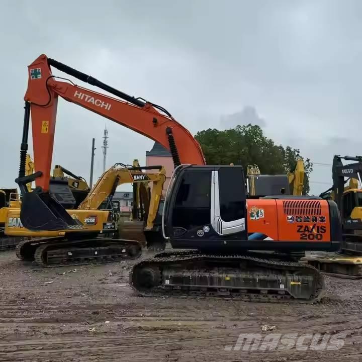 Hitachi ZX200 حفارات زحافة