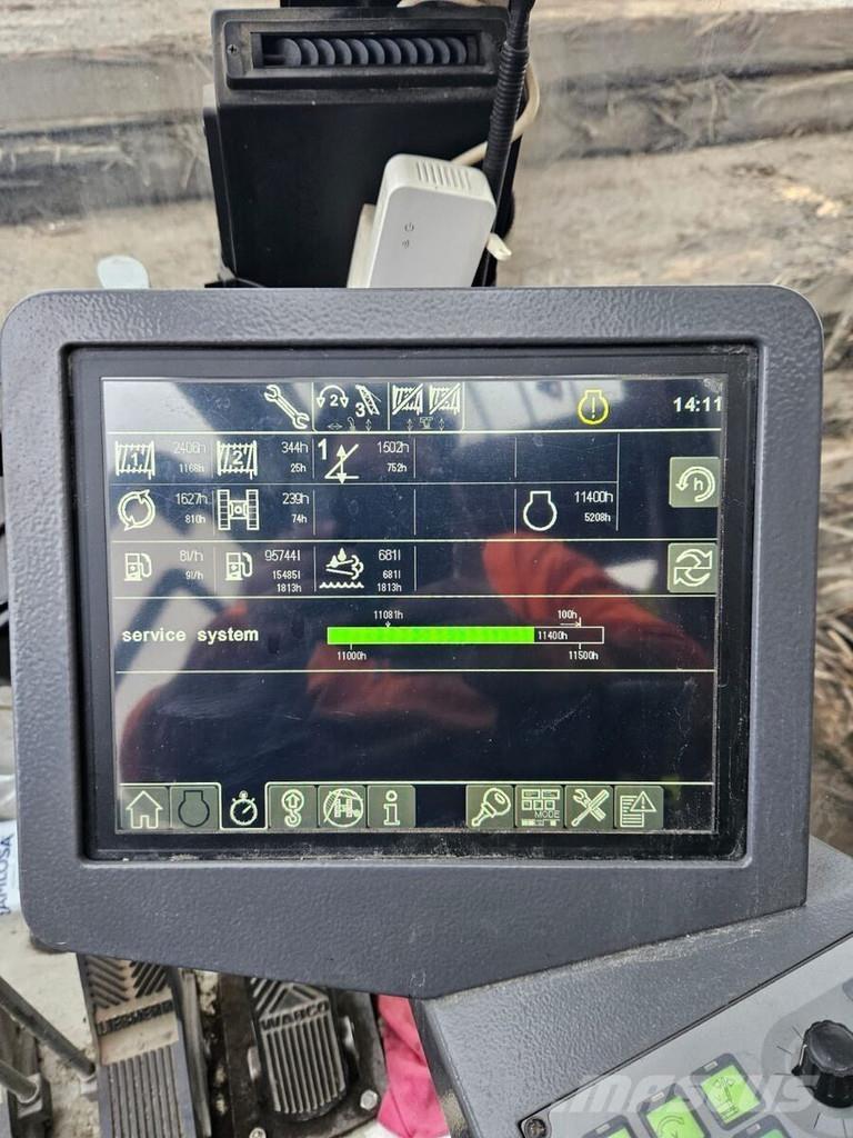 Liebherr HS 8100 رافعات مجنزرة