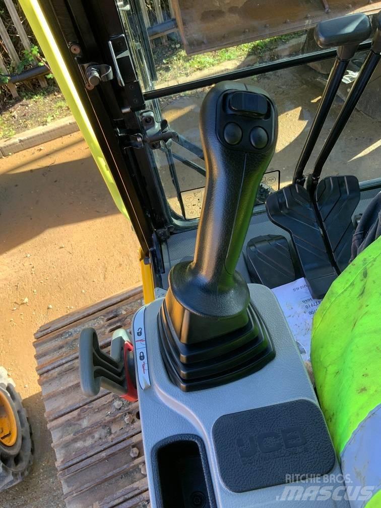 JCB 245XR LC حفارات زحافة