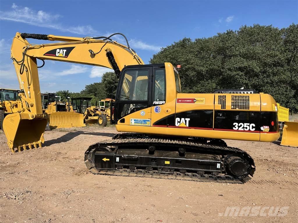CAT 325C حفارات زحافة