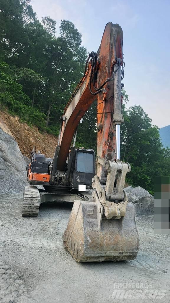 Doosan DX 300 LC-5 حفارات زحافة