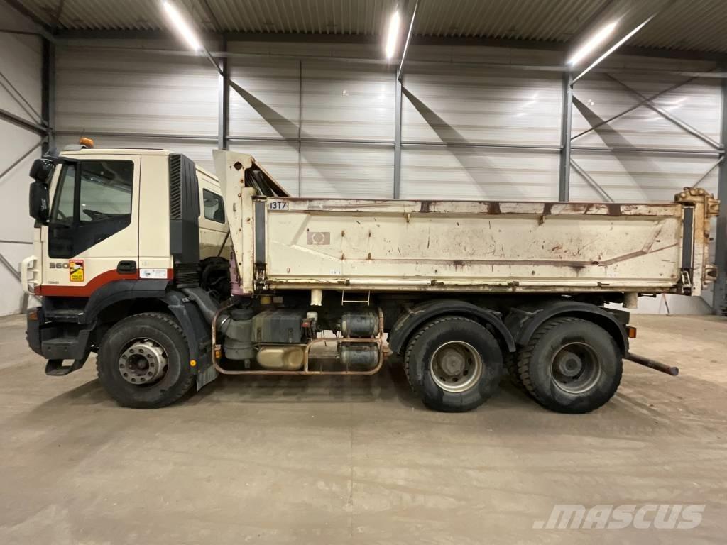 Iveco Trakker 360 شاحنات قلابة