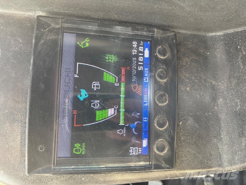 Takeuchi TB 290 حفارات وسط 7 طن - 12 طن