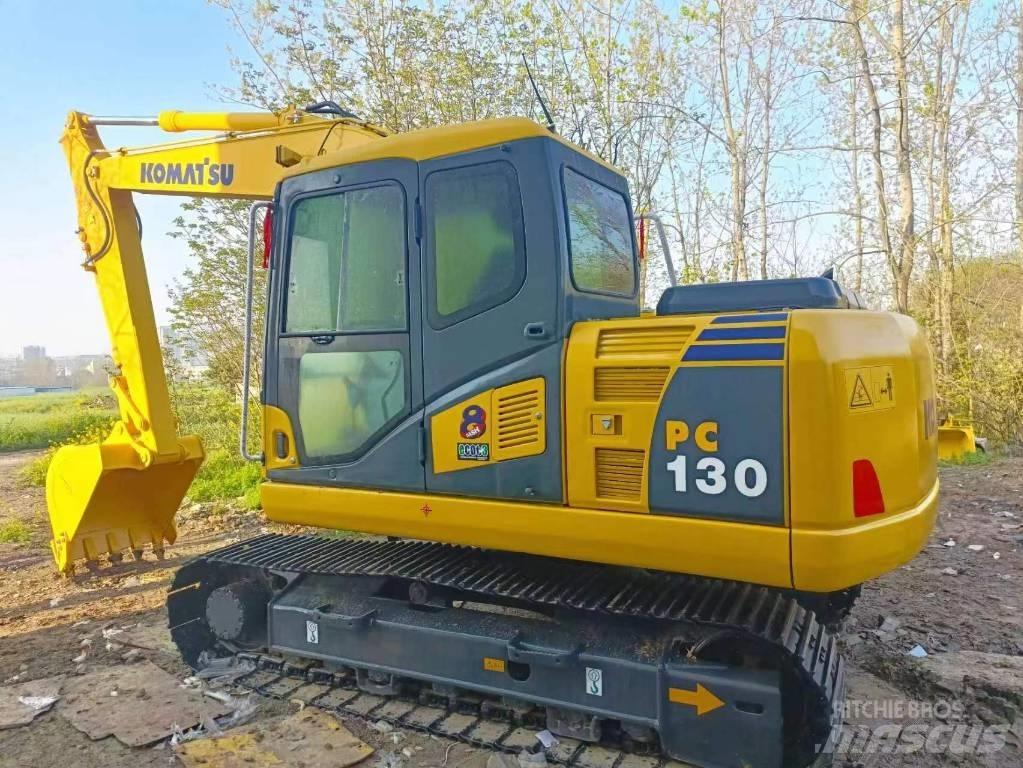 Komatsu PC 130-7 حفارات زحافة