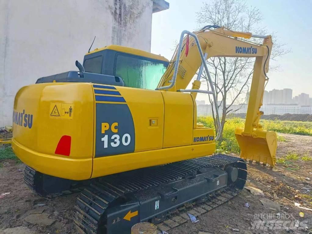 Komatsu PC 130-7 حفارات زحافة
