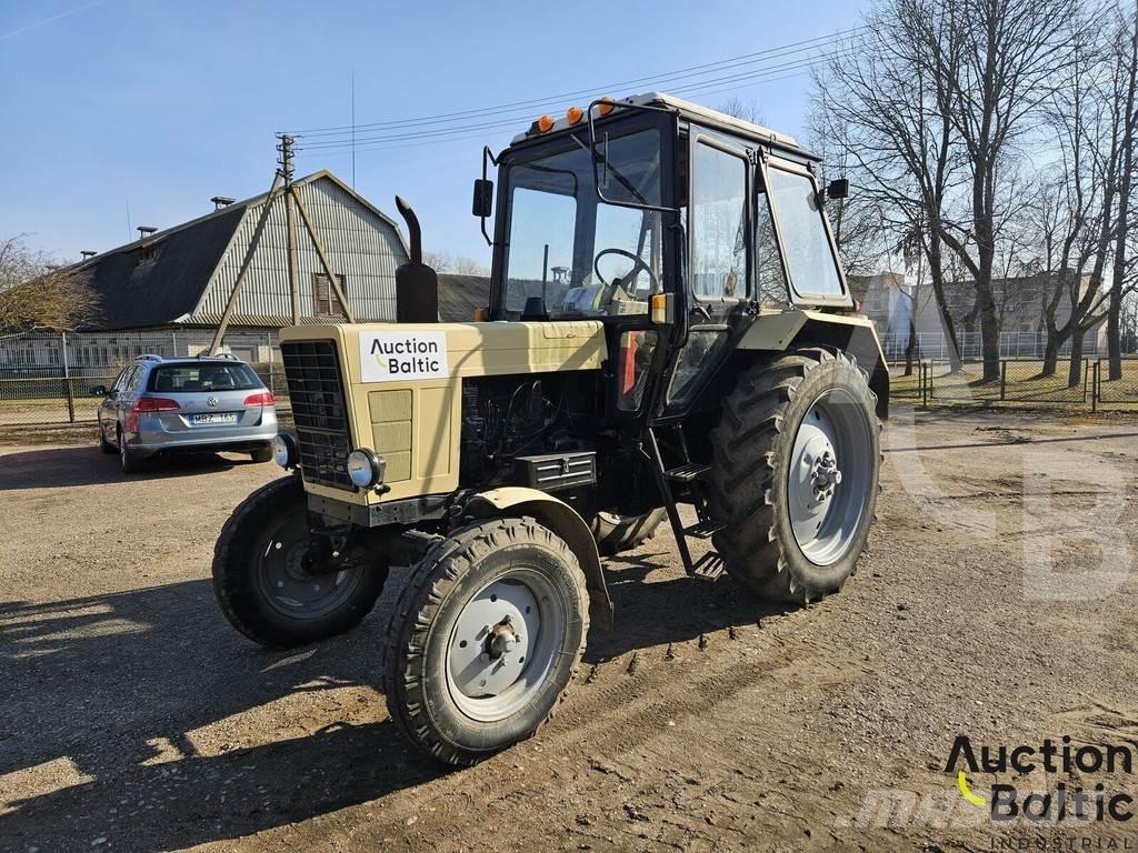 MTZ 82UK الجرارات
