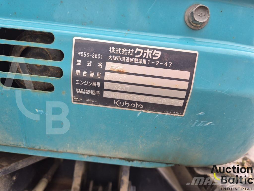 Kubota U 25 حفارات صغيرة أقل من 7 طن (حفارات صغيرة)