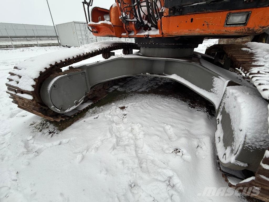 Doosan DX 420 LC حفارات زحافة