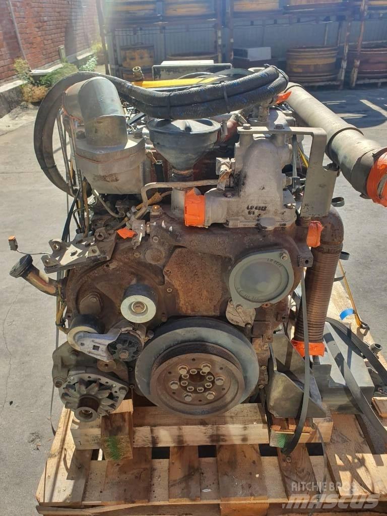 Liebherr D924 TIE A4 محركات