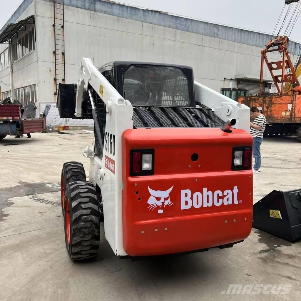 Bobcat S 160 لوادر انزلاقية التوجيه