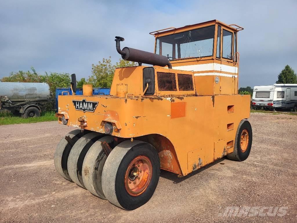 Hamm GRW 10 مداحل ذات إطارات هوائية
