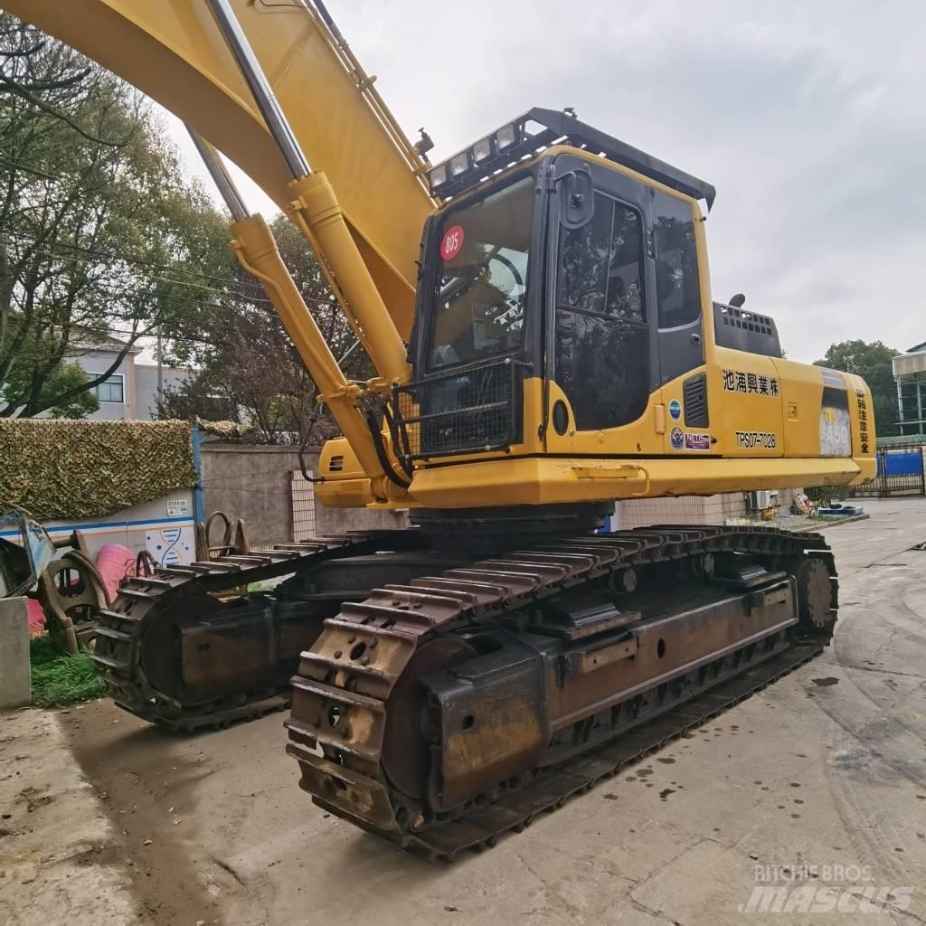 Komatsu PC 450-8 حفارات زحافة